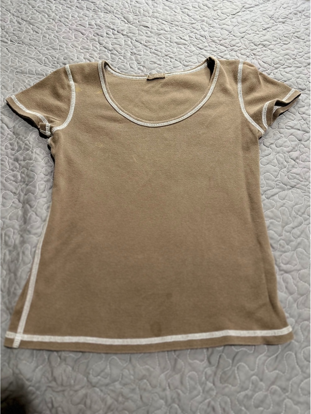 John Galt / Brandy Melville Brown Contrast Stitch Scoop Neck Tee